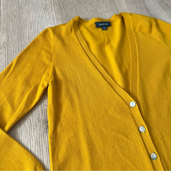 ModCloth Mustard Yellow Soft And Stretchy V-Neck Buttoned Front Cardigan Top - Picture 3 of 14